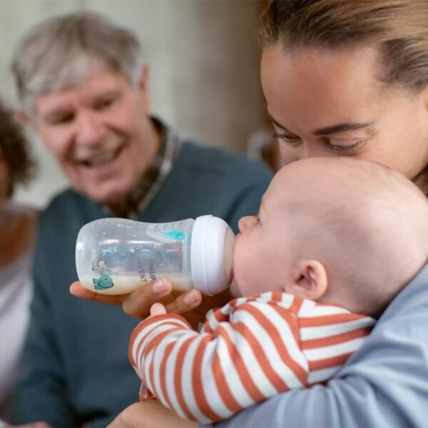 Philips Avent Natural Response Baby Bottle Air Free Elephant 1m+ 260mL - Image 3