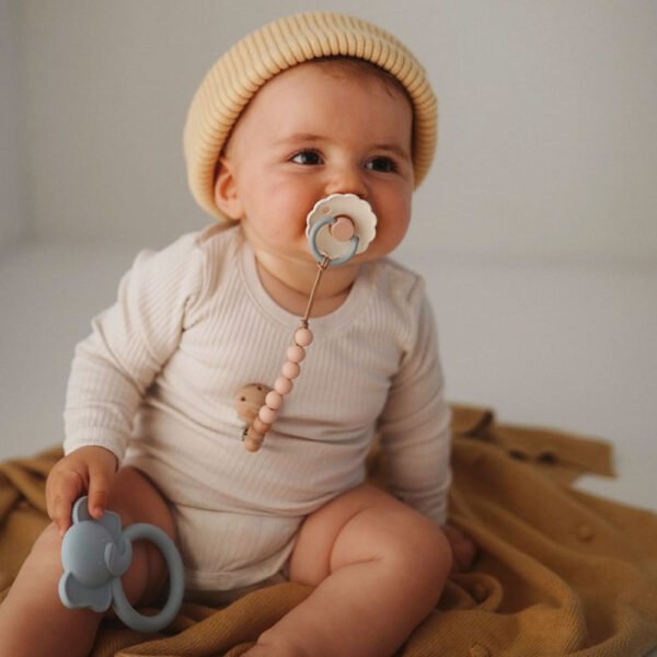 Frigg Natural Silicone Pacifier Daisy Biscuit/Cotton Candy 0-6M x2 - Image 3