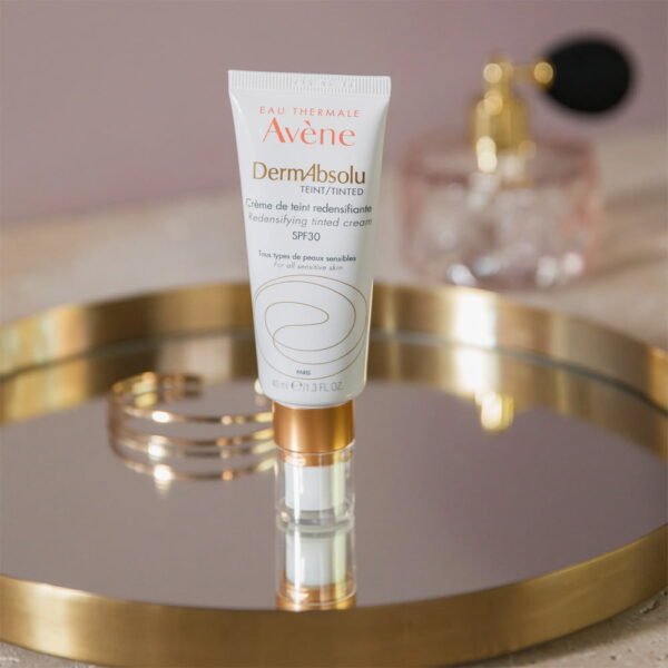 Avène Dermabsolu Redensifying Cream With Color SPF30 40ml - Image 3